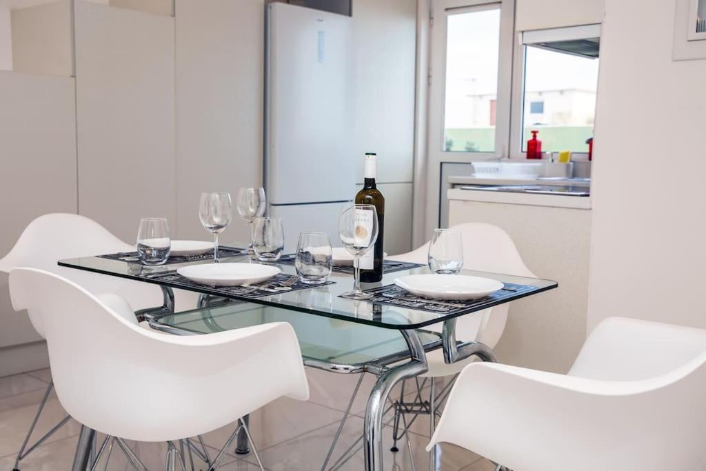 דירות Seafront Central Apt In Lavrio מראה חיצוני תמונה
