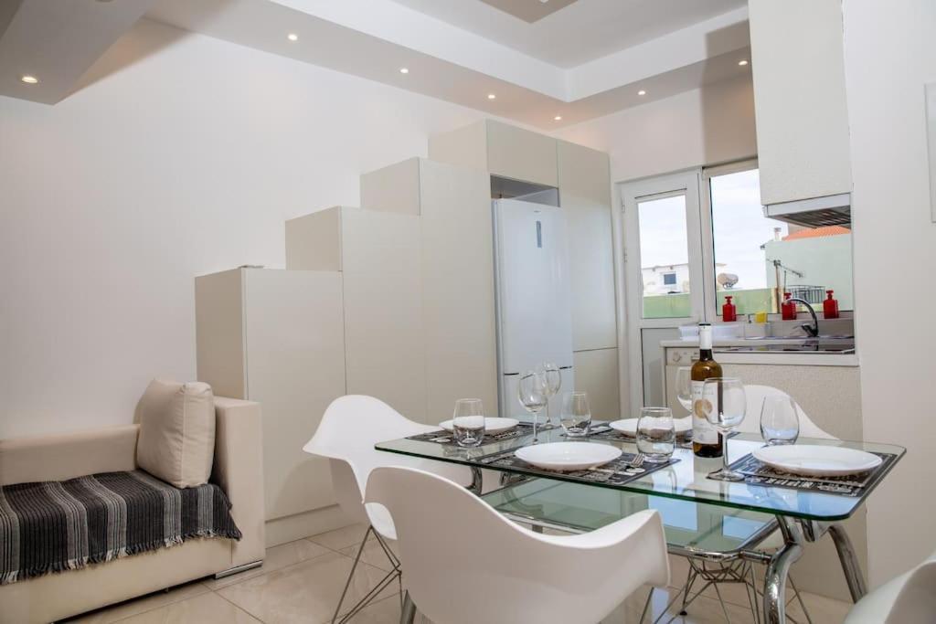 דירות Seafront Central Apt In Lavrio מראה חיצוני תמונה