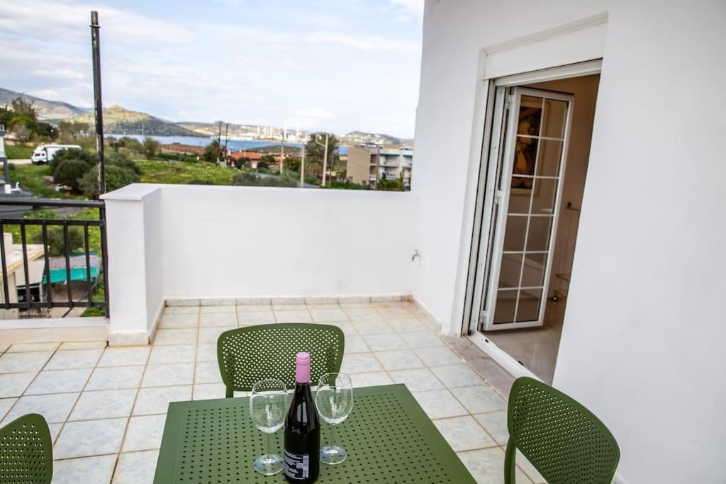 דירות Seafront Central Apt In Lavrio מראה חיצוני תמונה